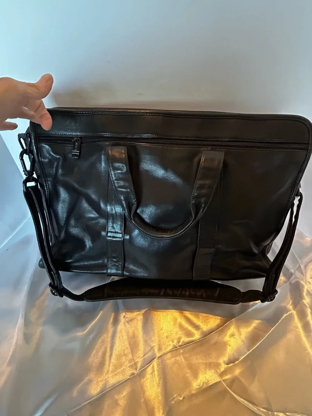 TUMI Black Leather Briefcase Laptop Bag Expandable Business Travel ALPHA 901D3